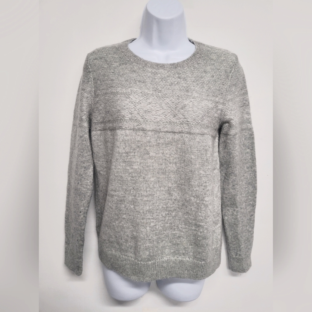 Gap Sweater S Grey Crew Neck Wool Blend Winter